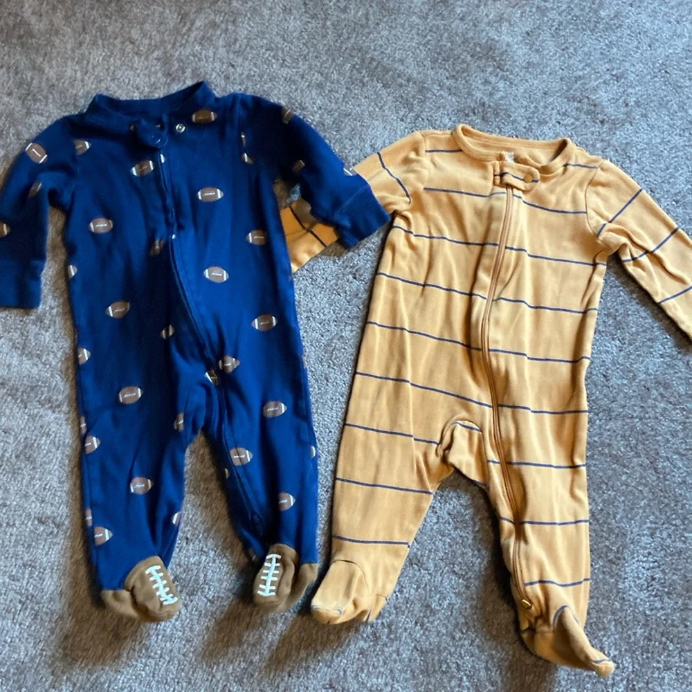 Carter’s 2 Infant Size 6 Months Boys Outfits Playsuits Football & Stripes